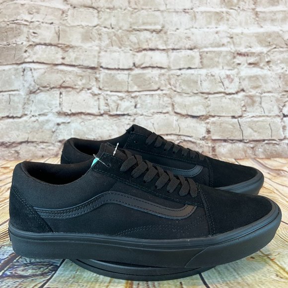 Vans Other - Vans Off the Wall Men's Solid Black Suede Low Top Lace Up Skate Sneakers 11.5